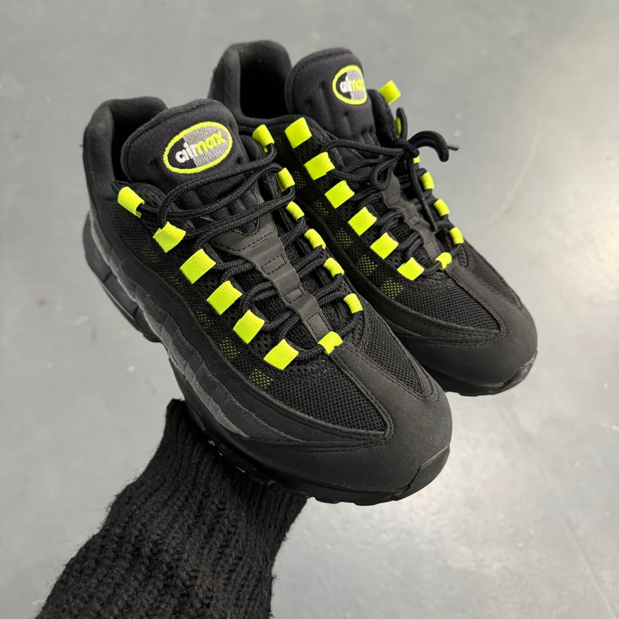 Image of Nik Air Max 95s reverse neons, size uk 7