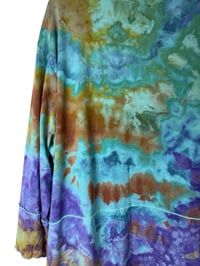 Image 10 of 3XL Drapey 3/4 Sleeve Cardigan With Pockets in Cool Earthy Watercolor Ice Dye