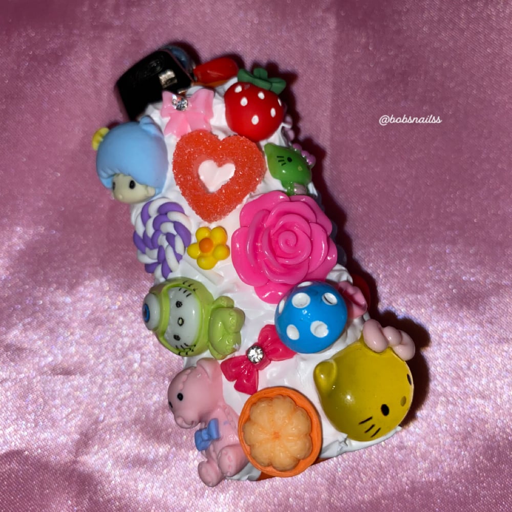 Image of 🍊🦋💟🍓Decoden Lighter