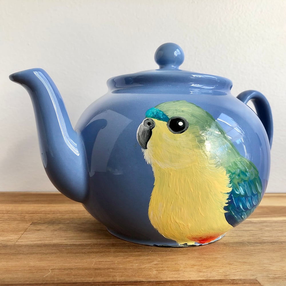 Orange-bellied Parrot Teapot