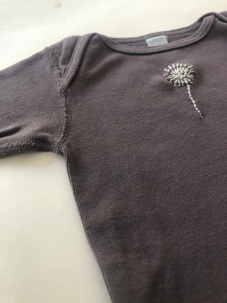 Image of gray dandelion hand embroidered baby t-shirt