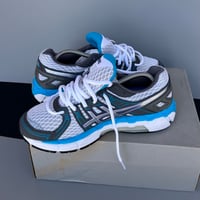Image 3 of  size: us9 uk7 eu40.5  cm25.5