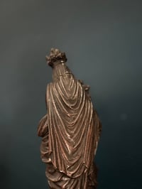 Image 8 of Statue en régule noir de Notre Dame des victoires, Vierge à l’enfant, XIXÈME siècle