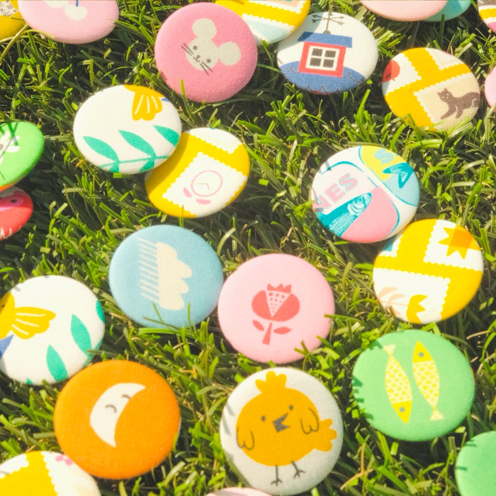 Image of FABRIC SCRAP BUTTON