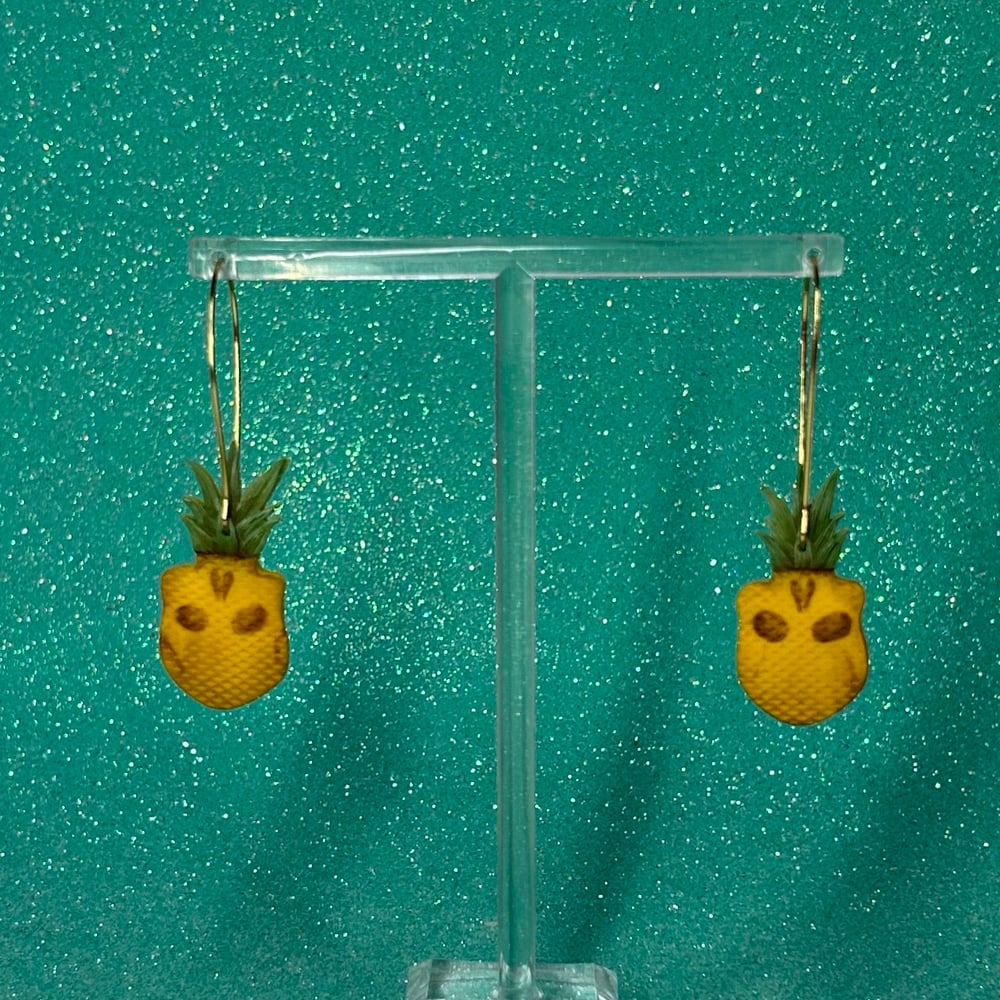 Pineapple Skulls