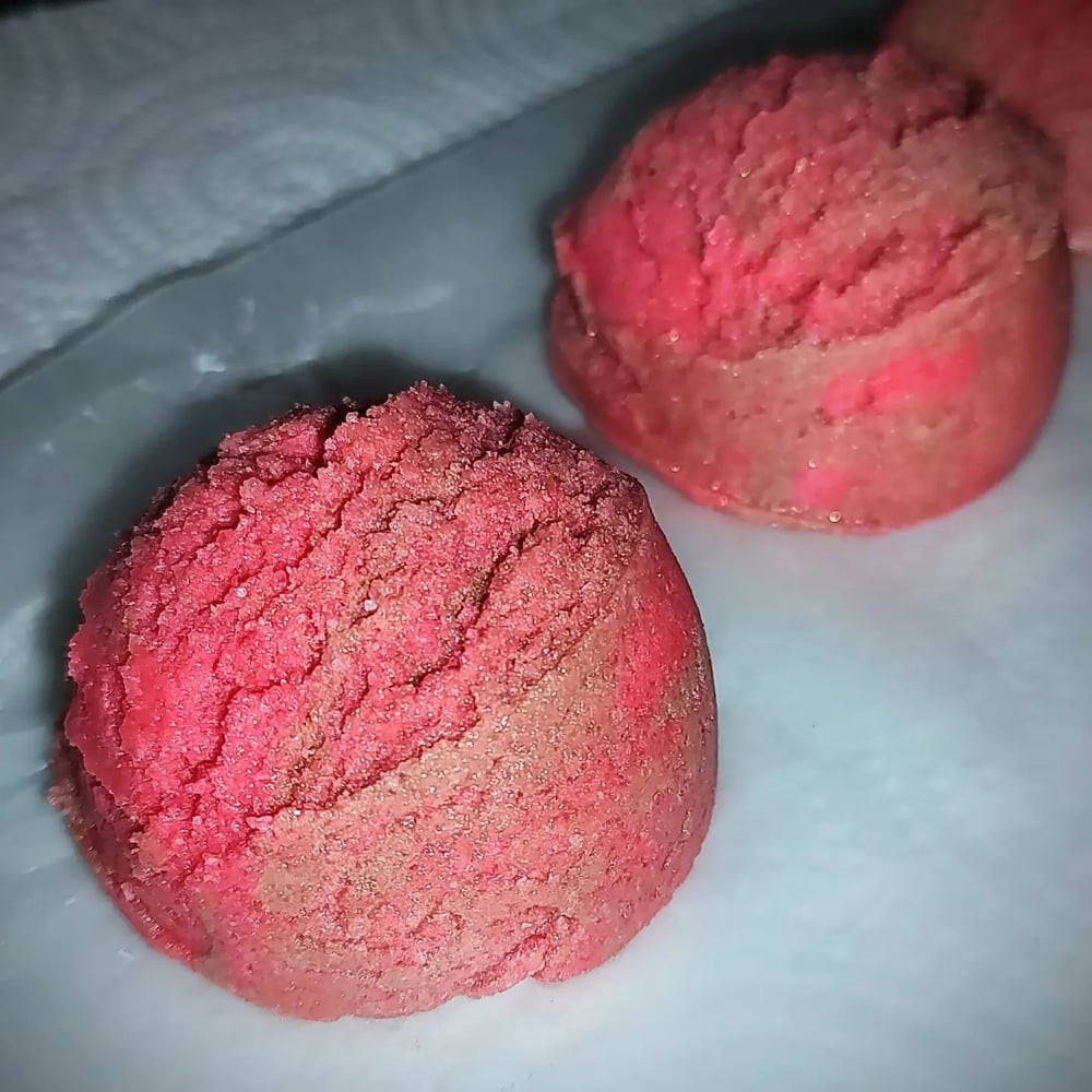 Image of Tobacco Rose - Bath Truffle
