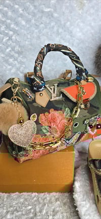 Image 2 of Size 10 Orange & Camo Set - Crocs, Speedy & Hat