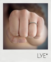 Image 1 of Bague Torsadée