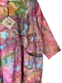 Image 3 of S 100% Cotton Forager Top in Warm Watercolor Ice Dye