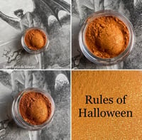 Rules of Halloween - Shimmer Eyeshadow - Eyes Bold Looks Gothic Horror