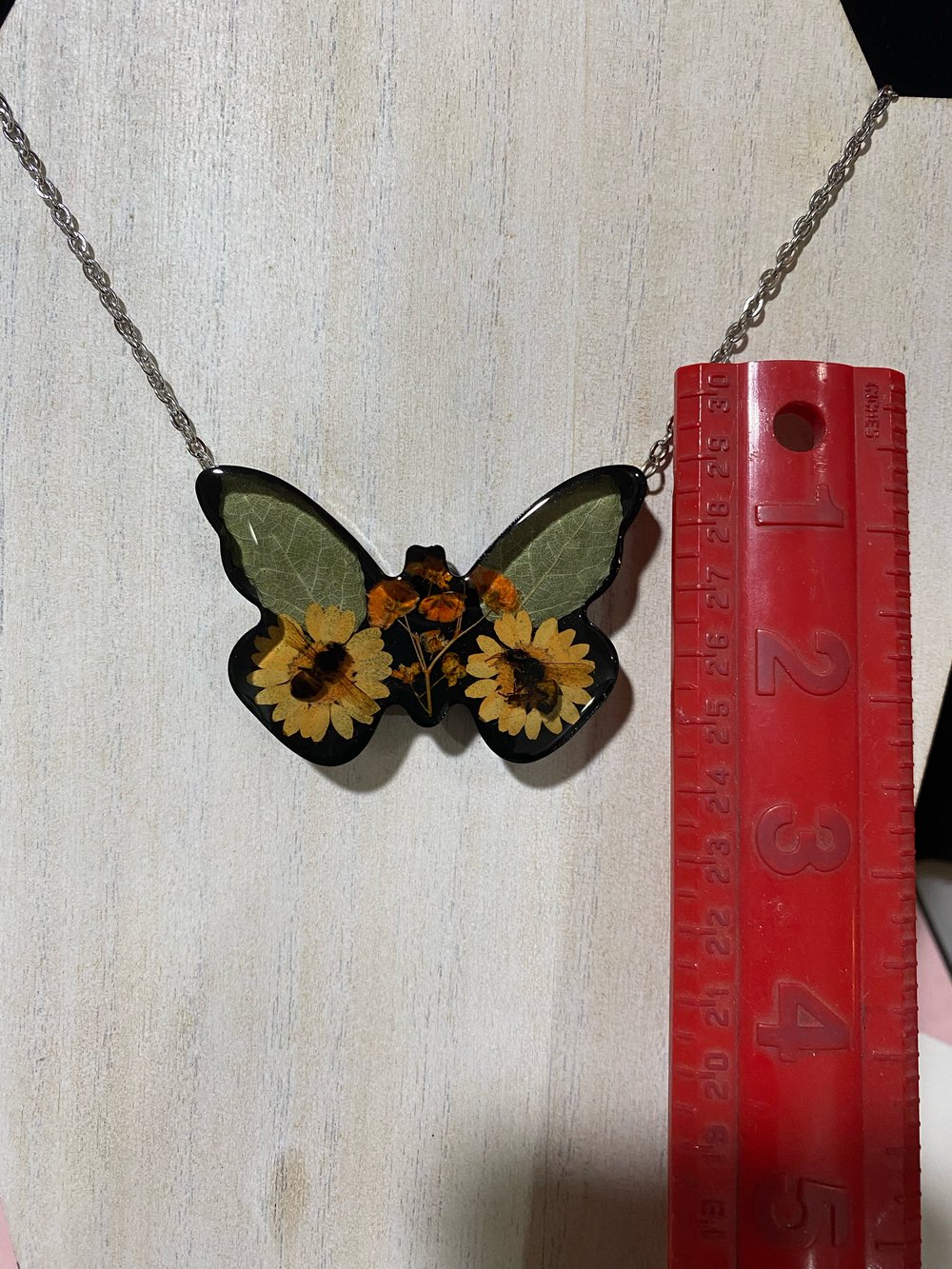 Floral Bee Butterfly Pendant 