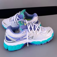 Image 3 of size: 9us uk7 eu40.5  cm25.5