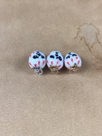 Image 2 of Sculpted Bloody Skulls - gold and platinum options