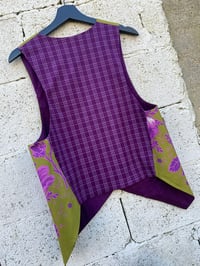 Image 4 of Chaleco feito a man. FOLIADA202 tallaS oversize. EN STOCK