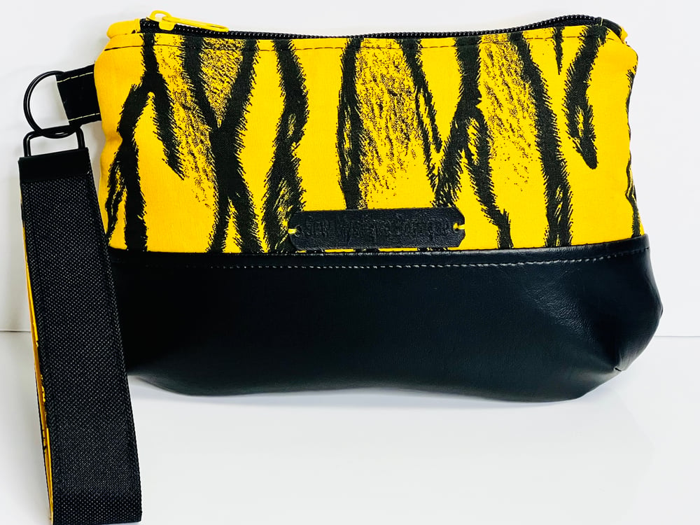 Image of Animal Print Wristlet Clutch Purse