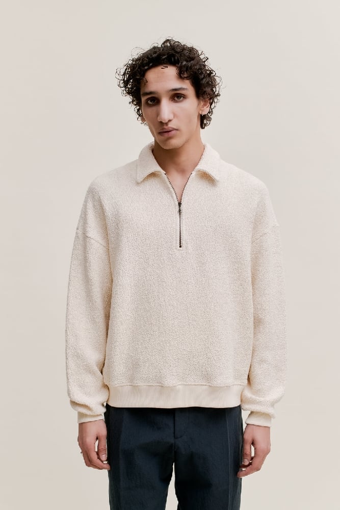 Image of A KIND OF GUISE MADU ZIP POLO MILK