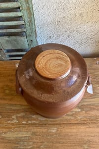 Image 2 of Pot en grès & son couvercle