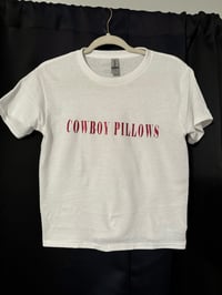 Cropped Tee “Cowboy Pillows” ™️ 