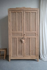 Image 1 of L’ARMOIRE PENDERIE PARISIENNE 