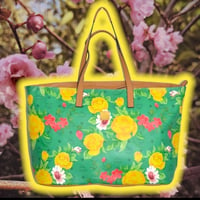 Image 2 of 💎ViNTaGe💎 MCM ❌ PHeNoMeNoN PaRaDiSo FLoRaL 💐 PRiNT ToTe 👜 BaG