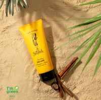 Image 2 of Betty Hula Body Wash. Champagne & Spice 200ml