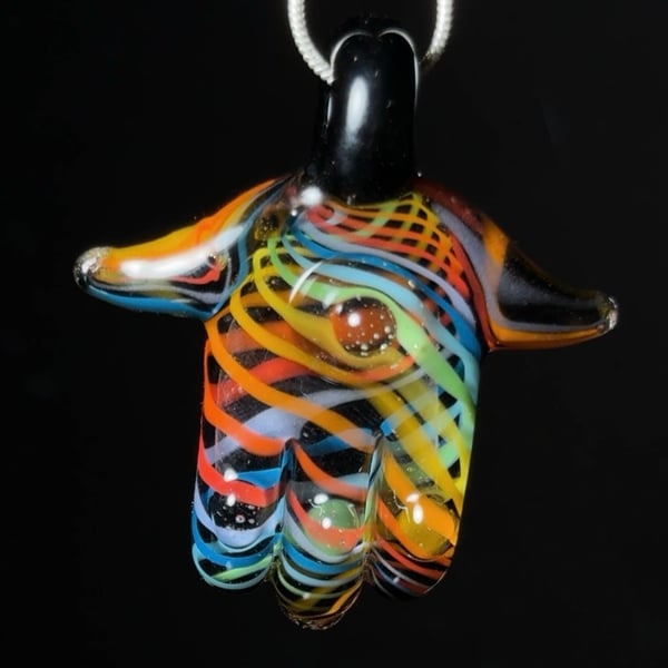Image of Rainbow Retticelli Hamsa