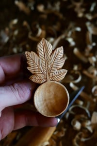 Image 4 of ~ Maple/Sycamore Leaf Scoop