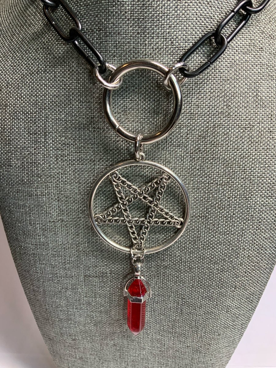 Image of Pentagram Red Crystal O-Ring Necklace