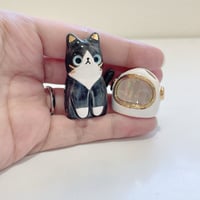 Image 5 of Tuxedo kitty with astronaut helmet ceramic figurine (helmet cover version)