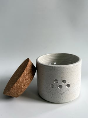 Image of  Garlic canister 