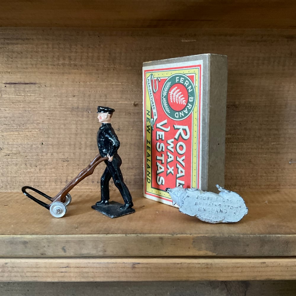 Image of Delivery Guy,Sheep & Vesta Box