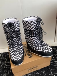 Image 5 of CHEVRON MOON BOOTS