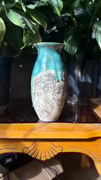 Image 2 of Vase 03
