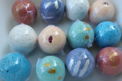 Image of Large Bath Bombs 