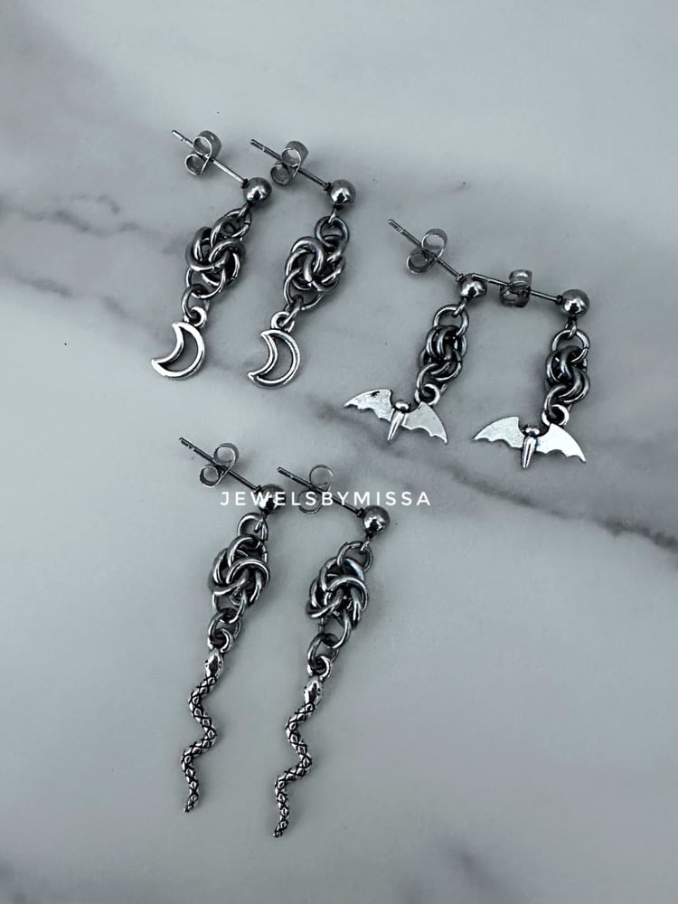 Image of Distressed Drops