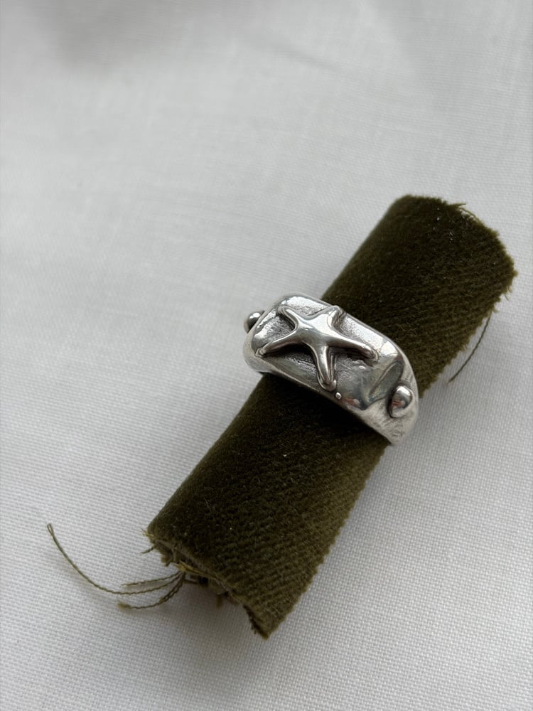 Image of The sheriff signet 