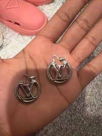 Silver LV EARRING