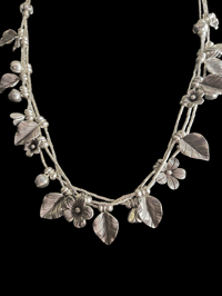 Image 4 of PH113 Karen Vine and Flower Necklace