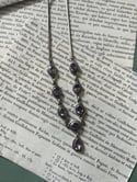 Beau collier en argent avec 8 améthystes facetées, poinçon argent massif, Vintage 1990.