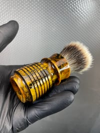 Image 2 of Honey Amber Noir.