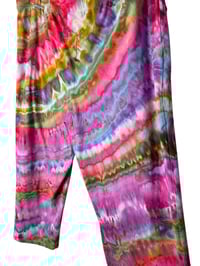 Image 5 of ♻️ UPCYCLED 2X Petite Plus Knit Pocket Pants in Euphoria Agate Ice Dye