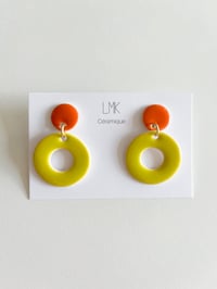 Paire de boucles d'oreilles céramique BOURRACHES PERCA orange et citron 