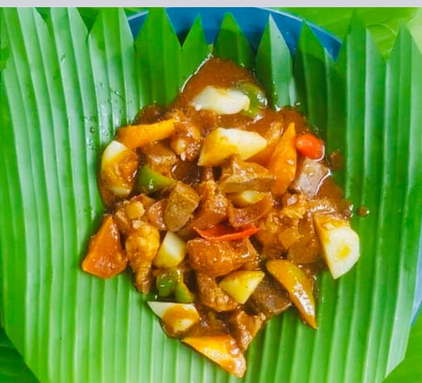 Image of Pork Menudo includes rice and drink with free delivery