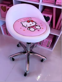 Image 2 of Hello Kitty Stool 