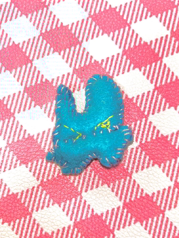 Rabbit badge (only 1)