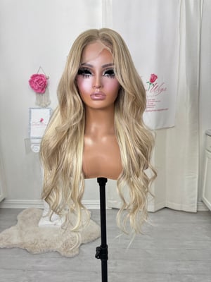 Image of Human hair sandy blonde (ready to ship)