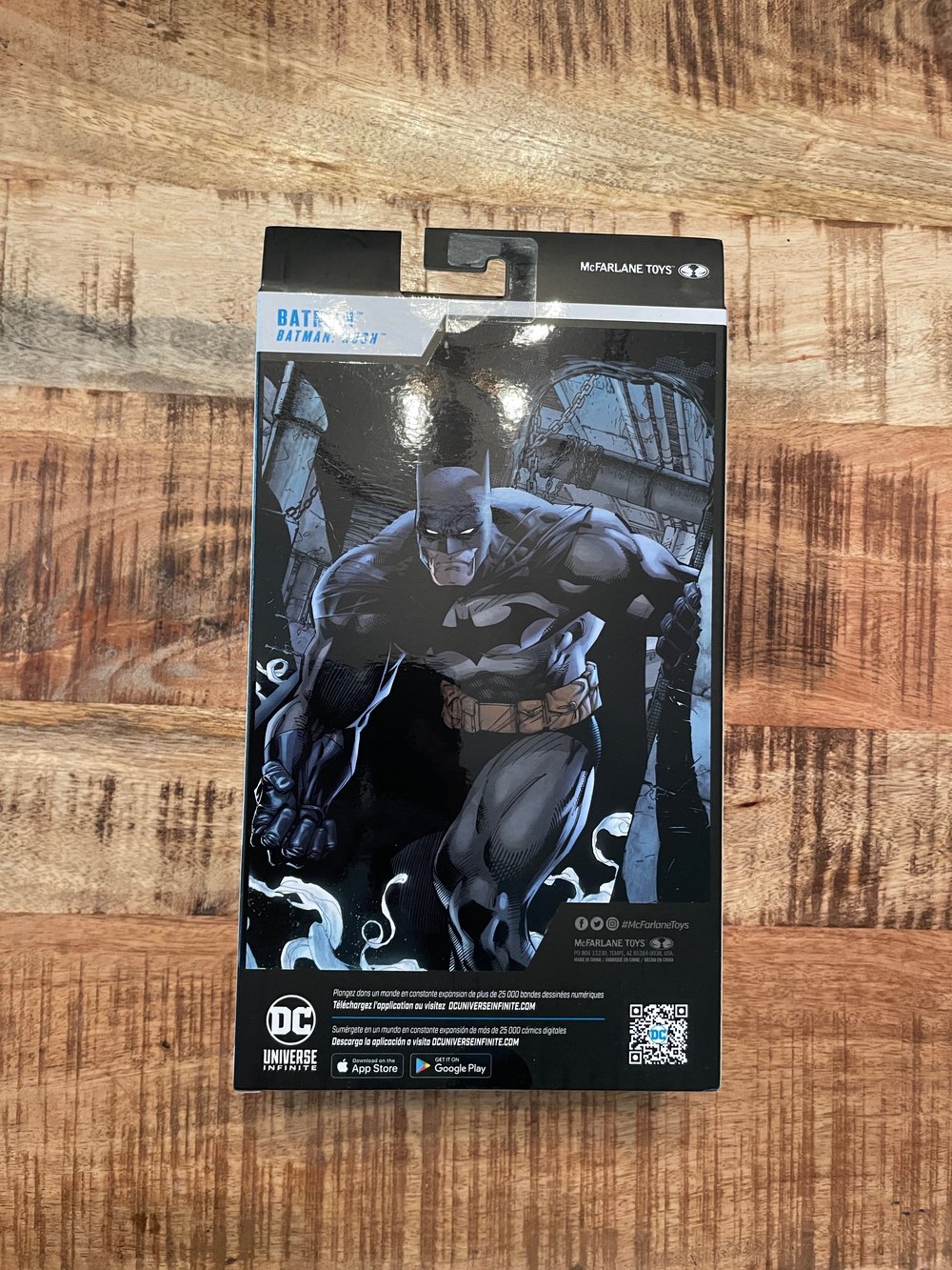 (NEW) McFARLANE TOYS HUSH BATMAN FIGURE