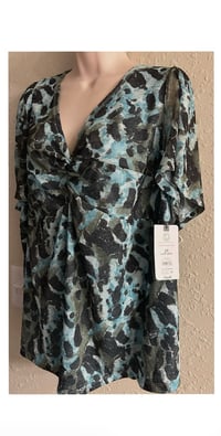 Image 2 of New 3X Terra & Sky Top #767*8