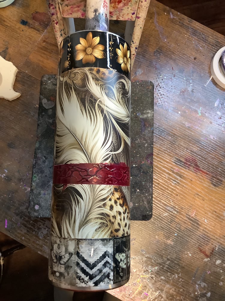 Image of 30oz Feather Moth