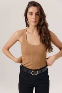Image 4 of Camiseta Tirantes Debardeur Abigail Camel